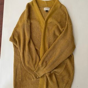 Mustered yellow cardigan